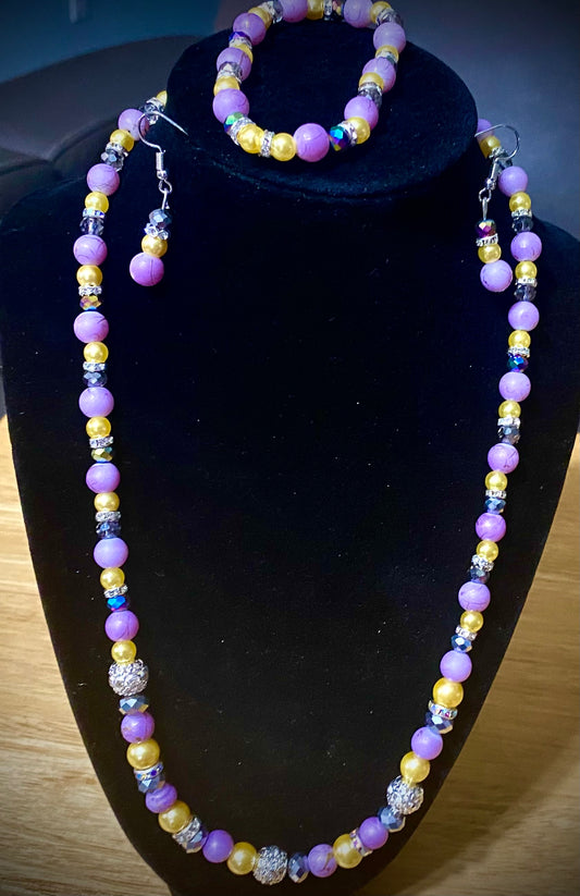 Necklace set
