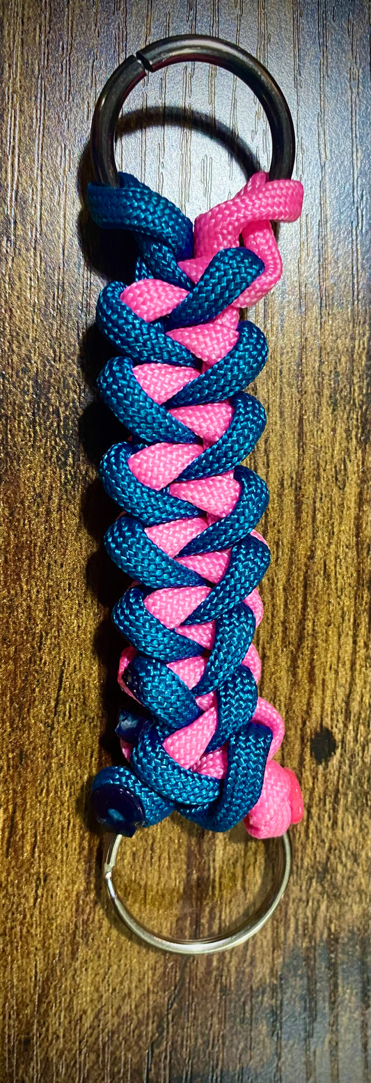Paracord keychain