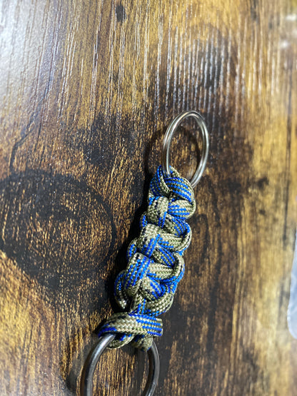 Paracord keychains