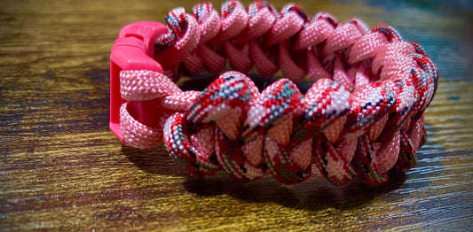 Paracord bracelet