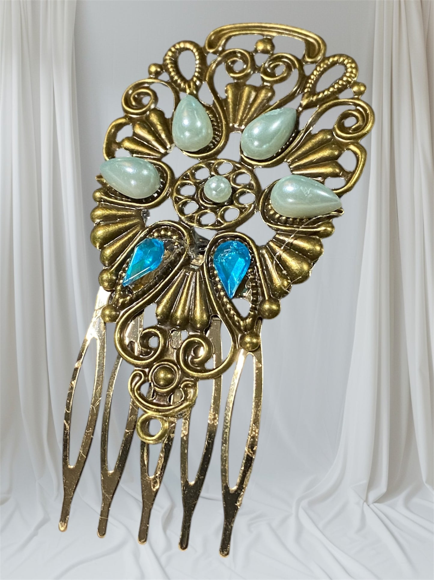 Hair barrettes/combs