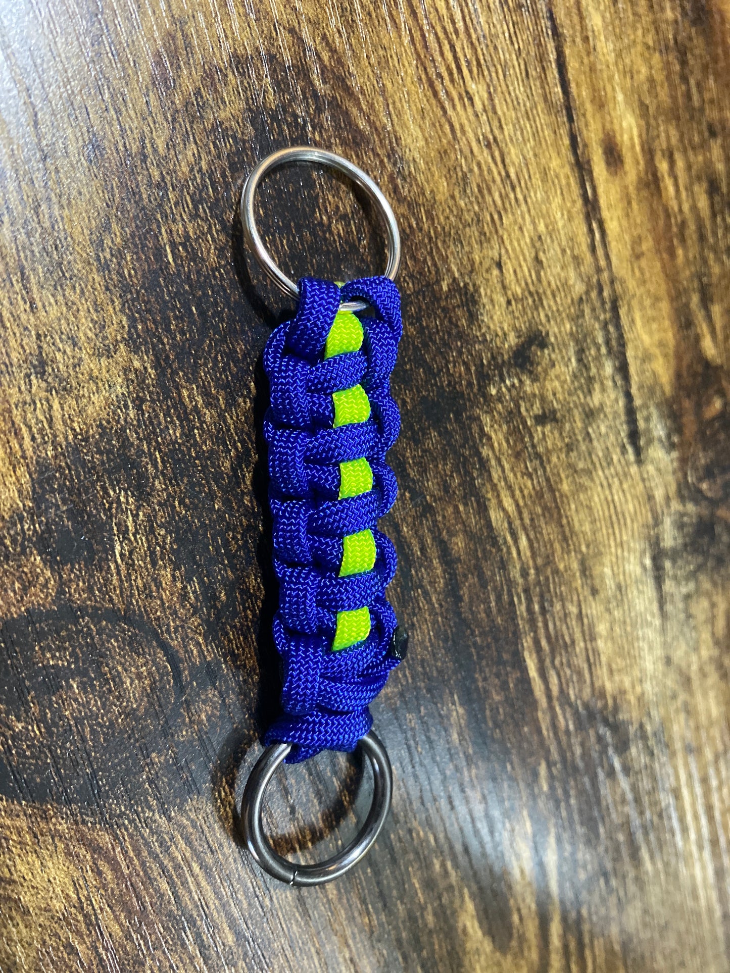 Paracord keychains