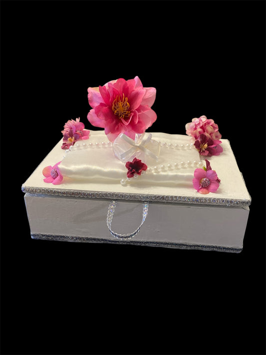 Keepsake box